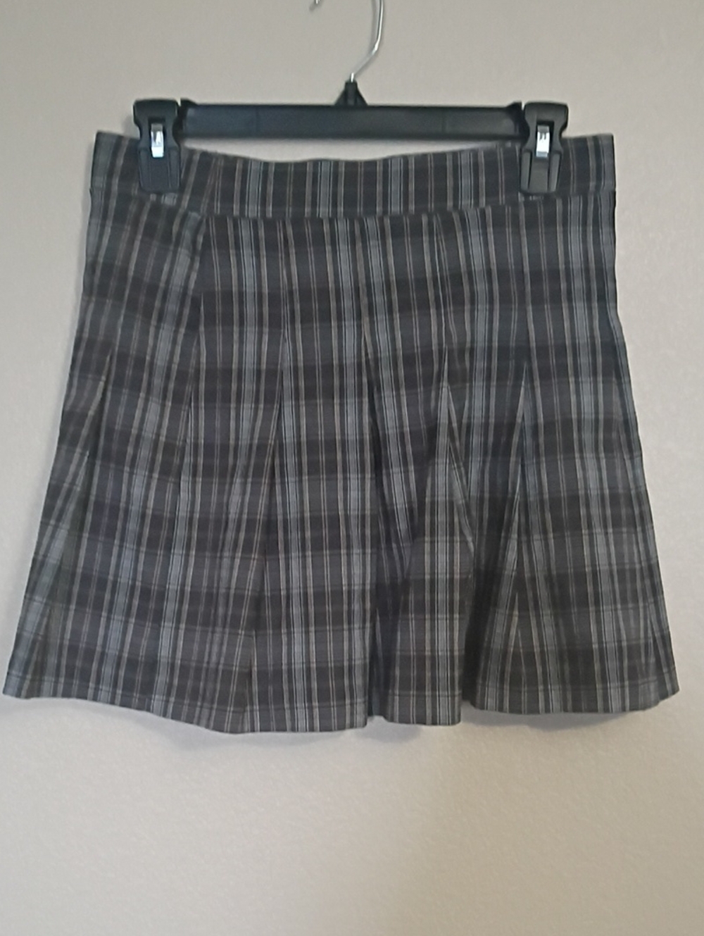 Joe Benbasset Black & Gray Plaid Skater Skirt